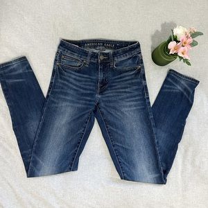 American Eagle Men’s Denim Skinny Jeans Dark Wash in Great Condition 28W, 32L